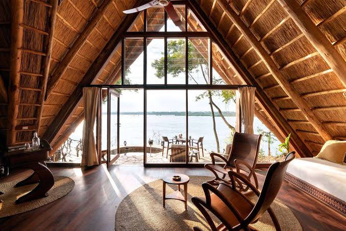 Uganda Luxury Safari Camps & Lodges
